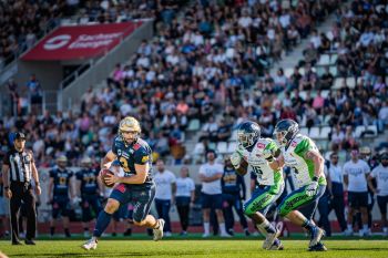 Monarchs gewinnen im Viertelfinale mit 35:6