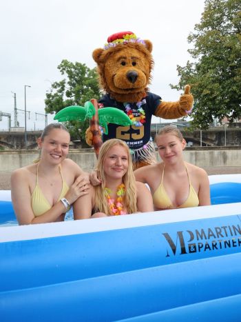 Summer Party Gameday - Pool Aktion