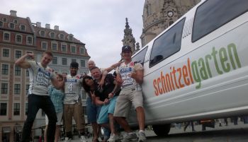 SchnitzelGarten-Limo-Tour!